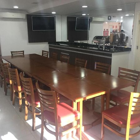 Semprehotel Трес-Лагоас Экстерьер фото